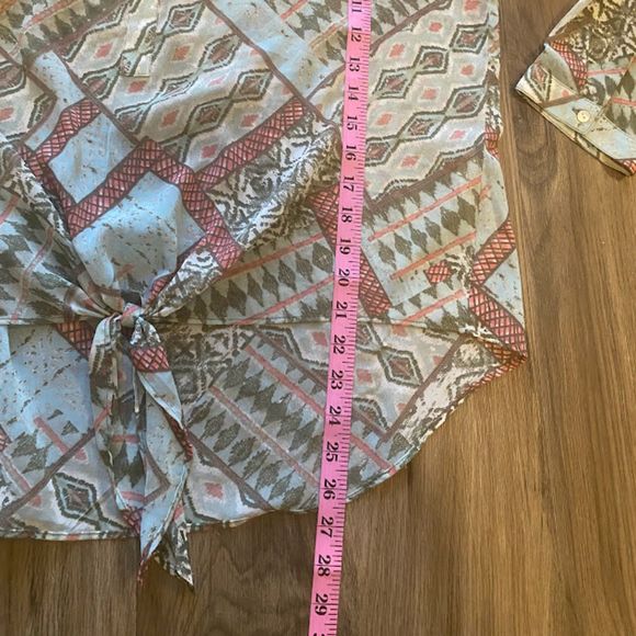 CHICO'S Sheer Tie Front Blouse 2 - Picture 7 of 8